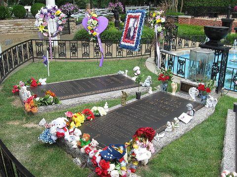  Đến thăm Graceland, nhà của Elvis Presley tại Memphis Tennessee