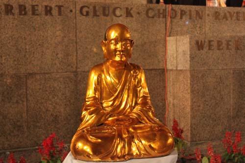 Đến thăm học viện Trần Nhân Tông ở Boston, Hoa Kỳ 634812168184310000 Đến thăm học viện Trần Nhân Tông ở Boston, Hoa Kỳ