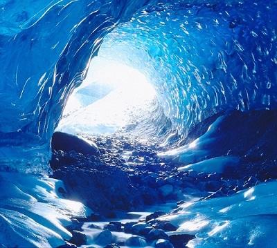 634903953247090000 Đến thăm động băng dưới lòng sông ở vịnh Glacier, Alaska