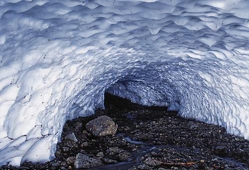 634903953314780000 Đến thăm động băng dưới lòng sông ở vịnh Glacier, Alaska