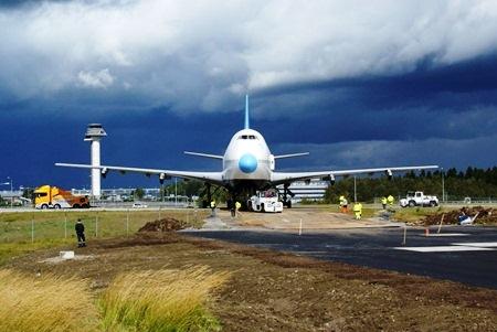 634928257930690000 Đến thăm khách sạn Boeing 747   Jumbo Stay