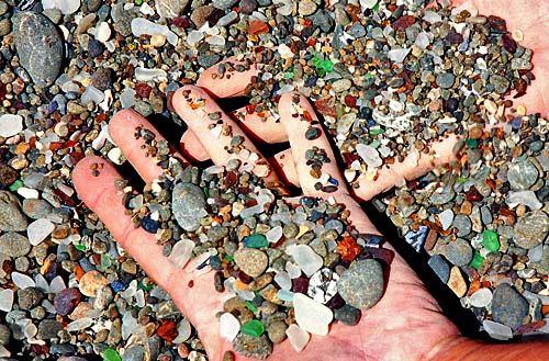 635014658499842390 Đến thăm bãi biển pha lê   Glass Beach, Fort Bragg, California