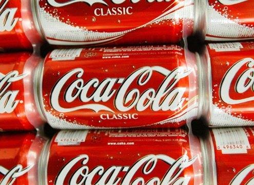 635055098273930215 Thú vị câu chuyện thương hiệu Coca Cola