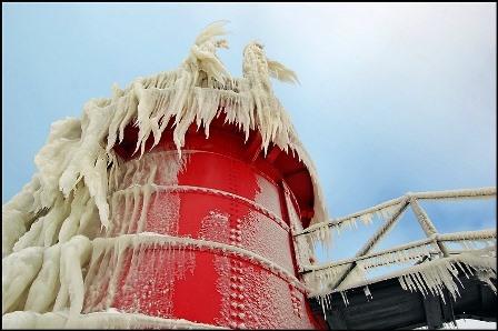 635059121014270855 Đến thăm hải đăng Michigan   Ngọn hải đăng trong băng tuyết