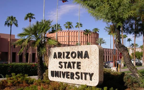 635398104837768570 Đến thăm trường đại học Arizona   Trường đại học nghiên cứu hàng đầu Hoa Kỳ