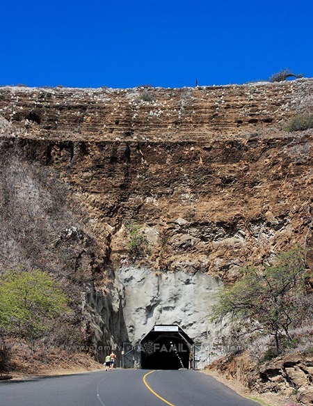 635406645734626970 Đến thăm Đỉnh Kim Cương (Diamond Head) ở Hawaii