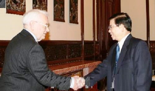 635532655763192460 Chủ tịch nước Nguyễn Minh Triết tiếp hiệu trưởng trường ĐH George Mason