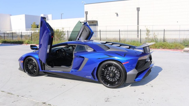 1467779396lamborghini aventador sv 6 1467705963769 crop1467705998492p Lamborghini Aventador LP750 4 SuperVeloce “sang chảnh”, hiếm có cập bến Việt Nam