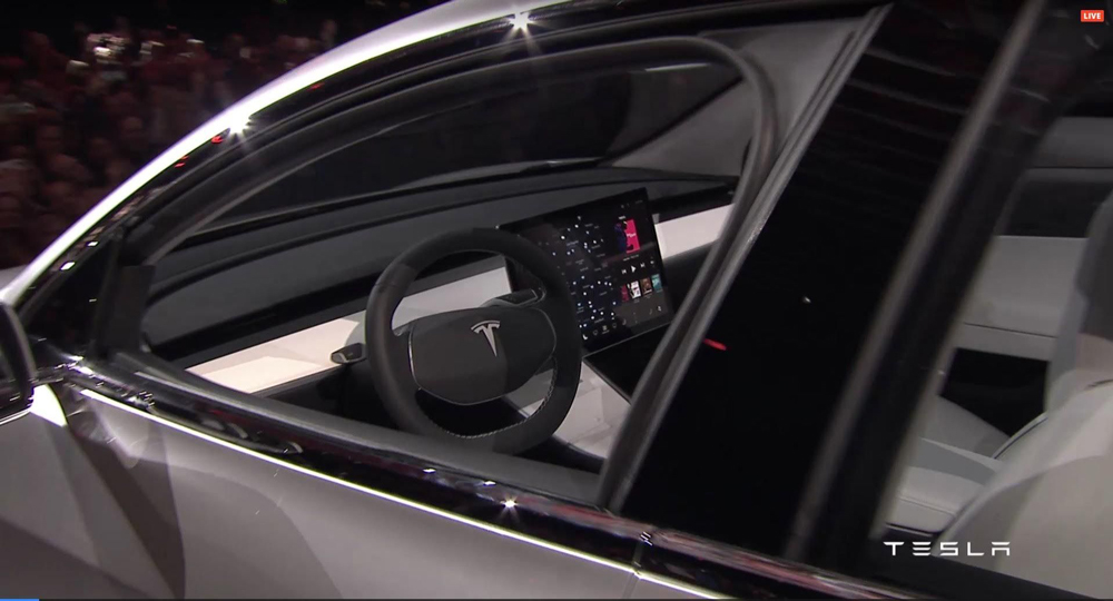 1462532034.5 Tesla Model 3 đang gây sốt trên thị trường!
