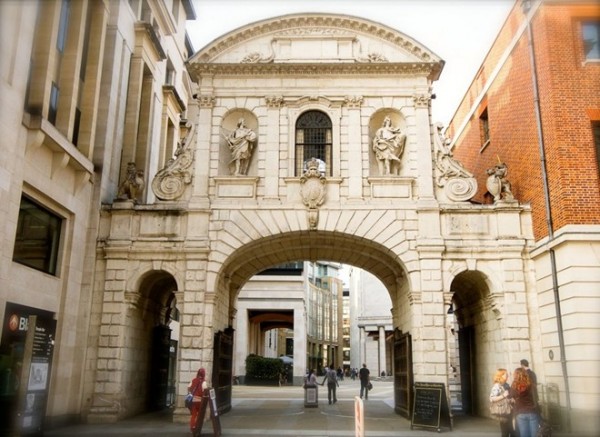ChristopherWren051114 5 600x437 Cùng nhìn qua 13 công trình biểu tượng của Christopher Wren – “Người định hình London”