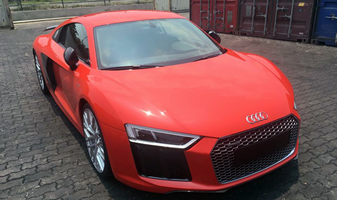 13010670 1000130886702925 7994 4098 6338 1460441805 Mẫu xe thể thao hai cửa Audi R8 V10 Plus mới cập cảng Sài Gòn
