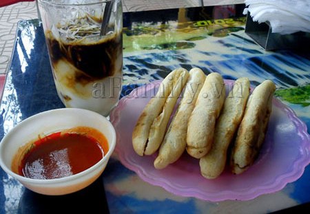 alotin.vn 1404149313 oanhntk2012524104021381 1 Cùng về Bắc Giang thưởng thức cafe dừa
